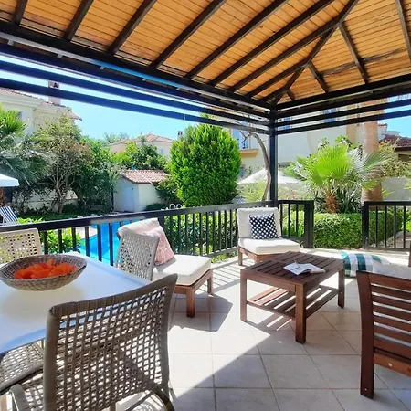 Villa Utopia *